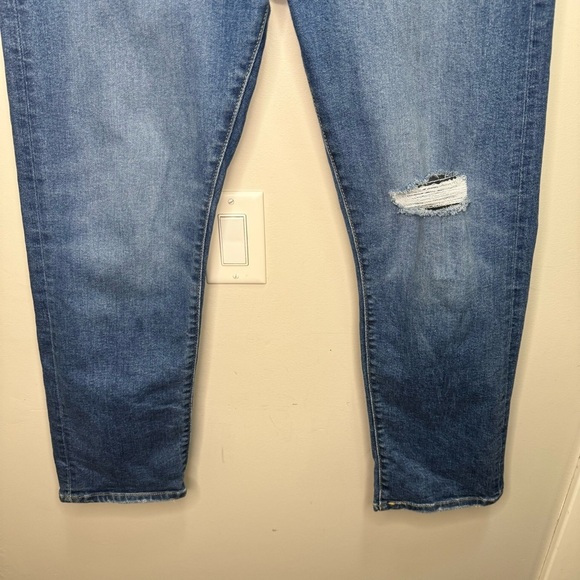 Levi's Wedgie Straight Jeans Button Fly Size 32 High Rise Distressed Denim - Picture 9 of 14